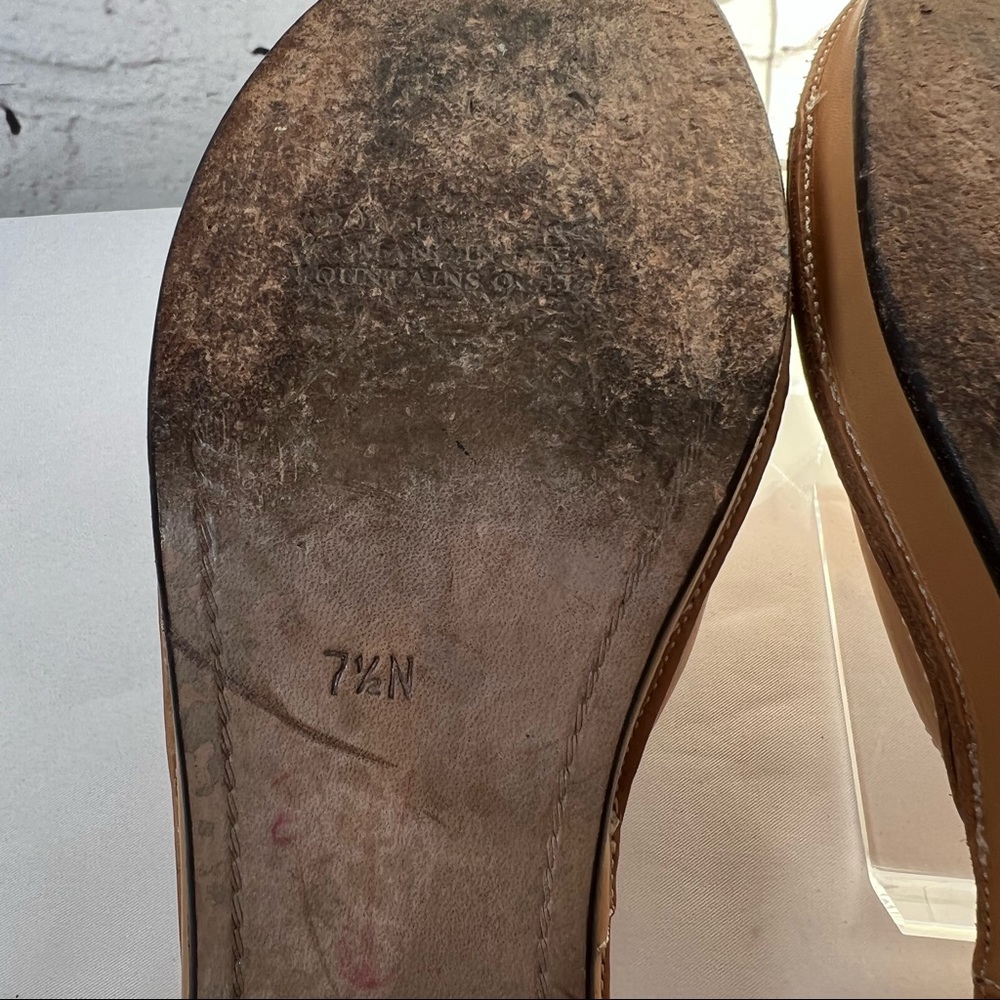 Donald J. Pliner Tan Leather Wedge Slides Sandals Buckle Size 7.5 Narrow - Picture 11 of 14